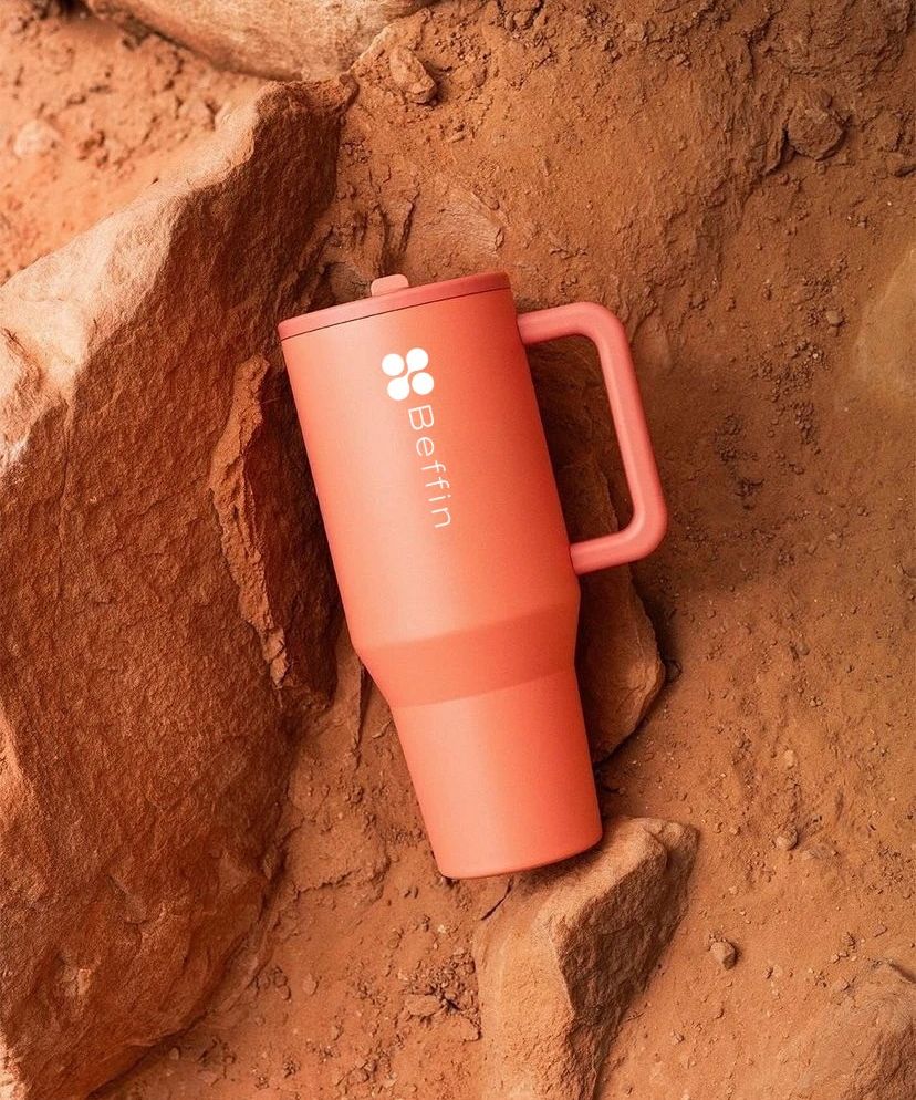 large custom logo insulated tumbler for all-day hydration