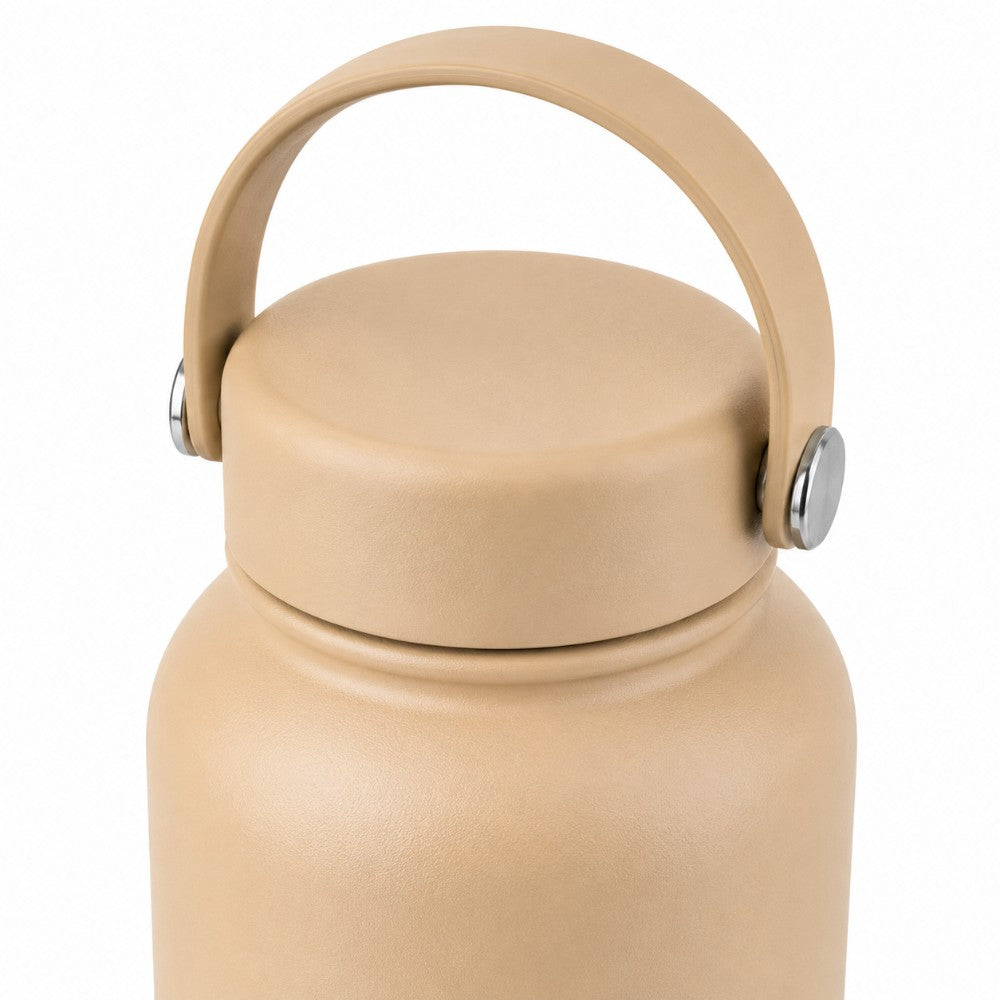 Close up of leakproof lid for 1 litre 34oz stainless steel water bottle in beige - Just Bottle