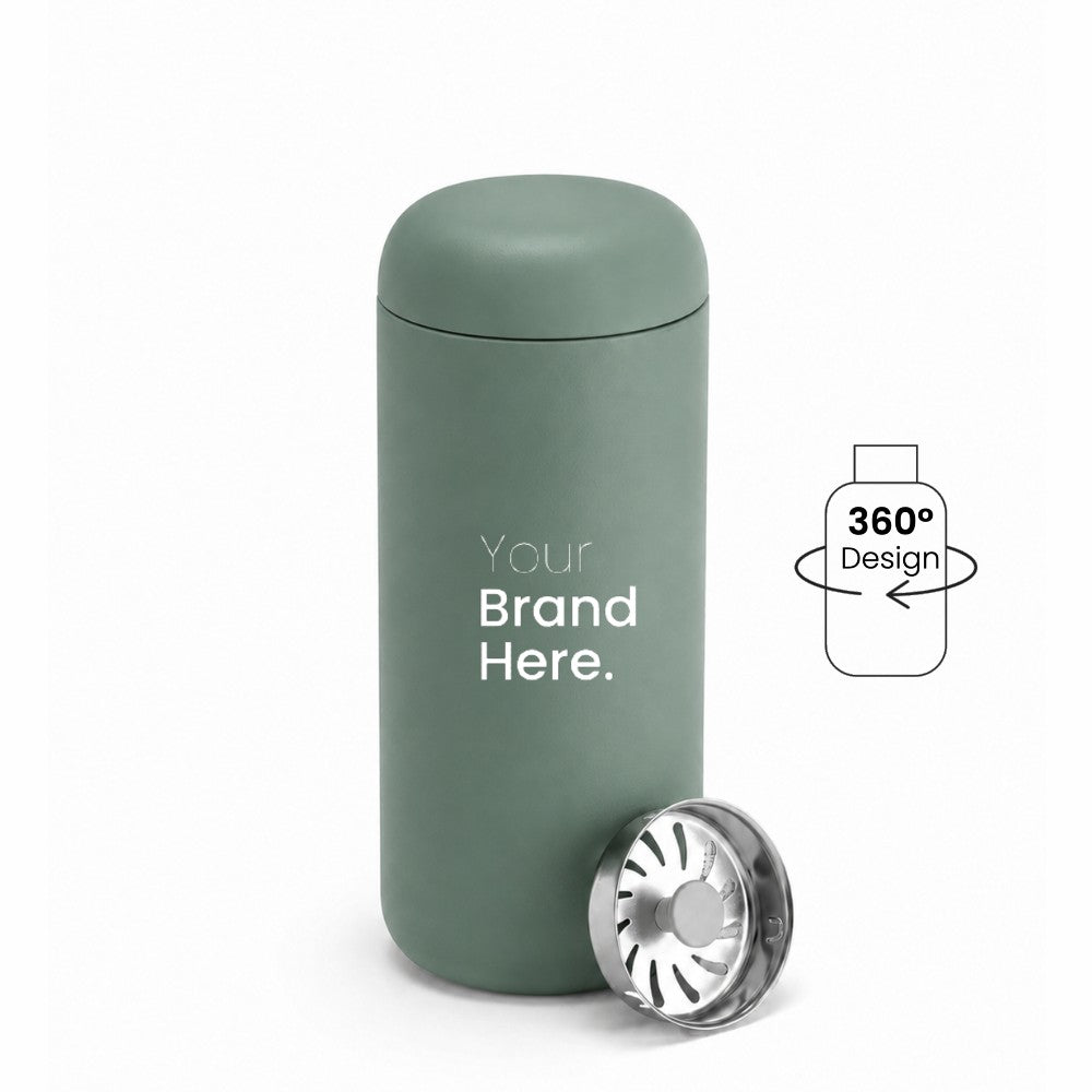 A matte green custom logo leakproof tumbler with a matching lid, shown on a white background with a silver metal splash guard filter resting at its base. A graphic overlay on the right indicates '360° Design' is available