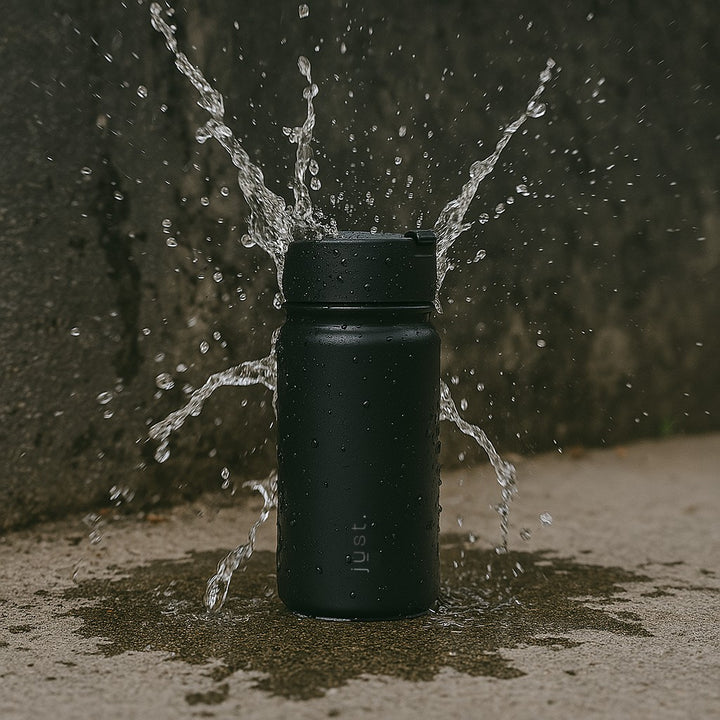 black leakproof coffee cup